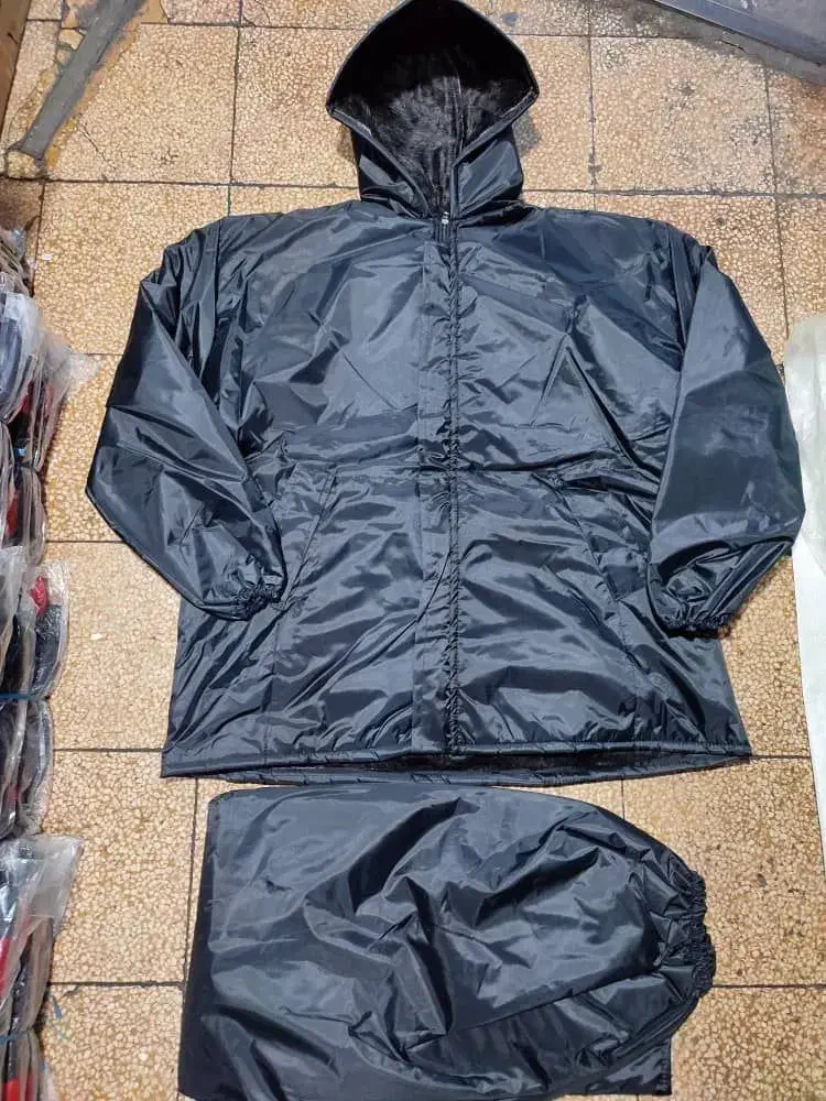 کاپشن کار زمستانی بادگیر شلوار نمدی خزدار بارانی|لباس|ملایر, |دیوار