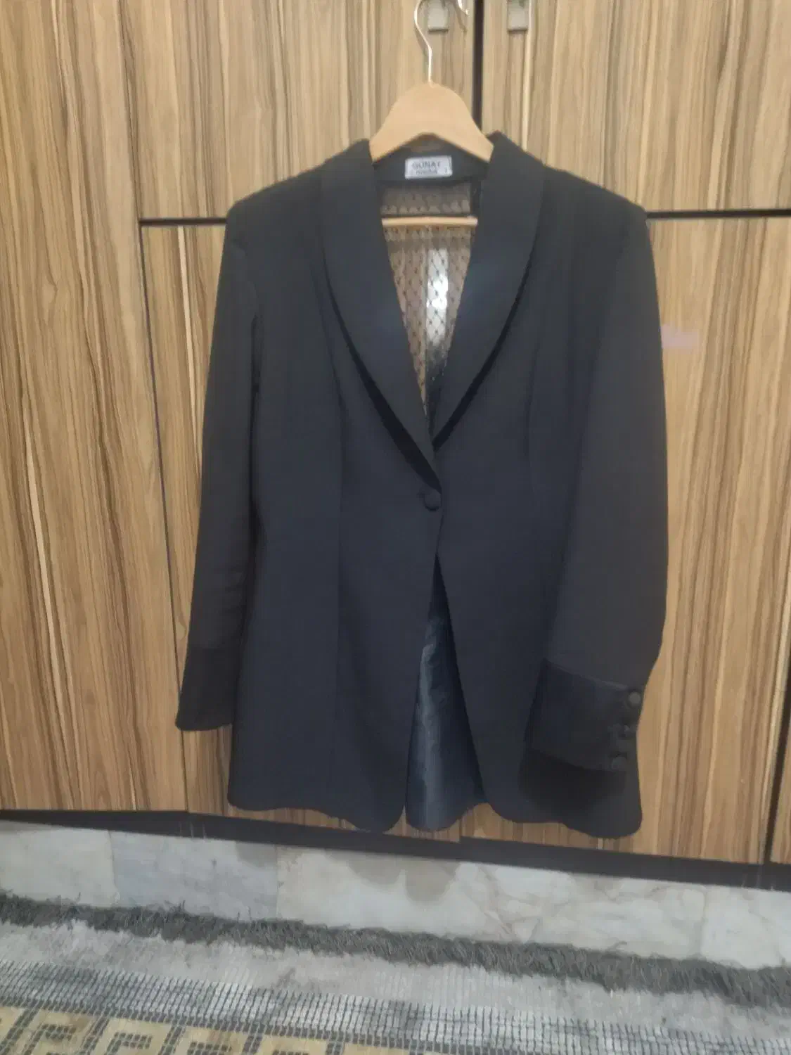 مانتو کتی مجلسی|لباس|فولادشهر, B4|دیوار