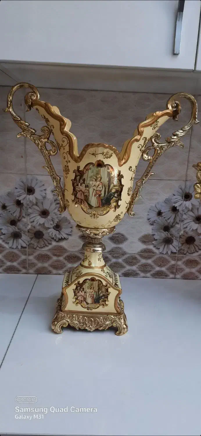 تعدادی ظروف قدیمی کمیاب چینی مهر کرم|ظروف سرو و پذیرایی|کرمانشاه, |دیوار