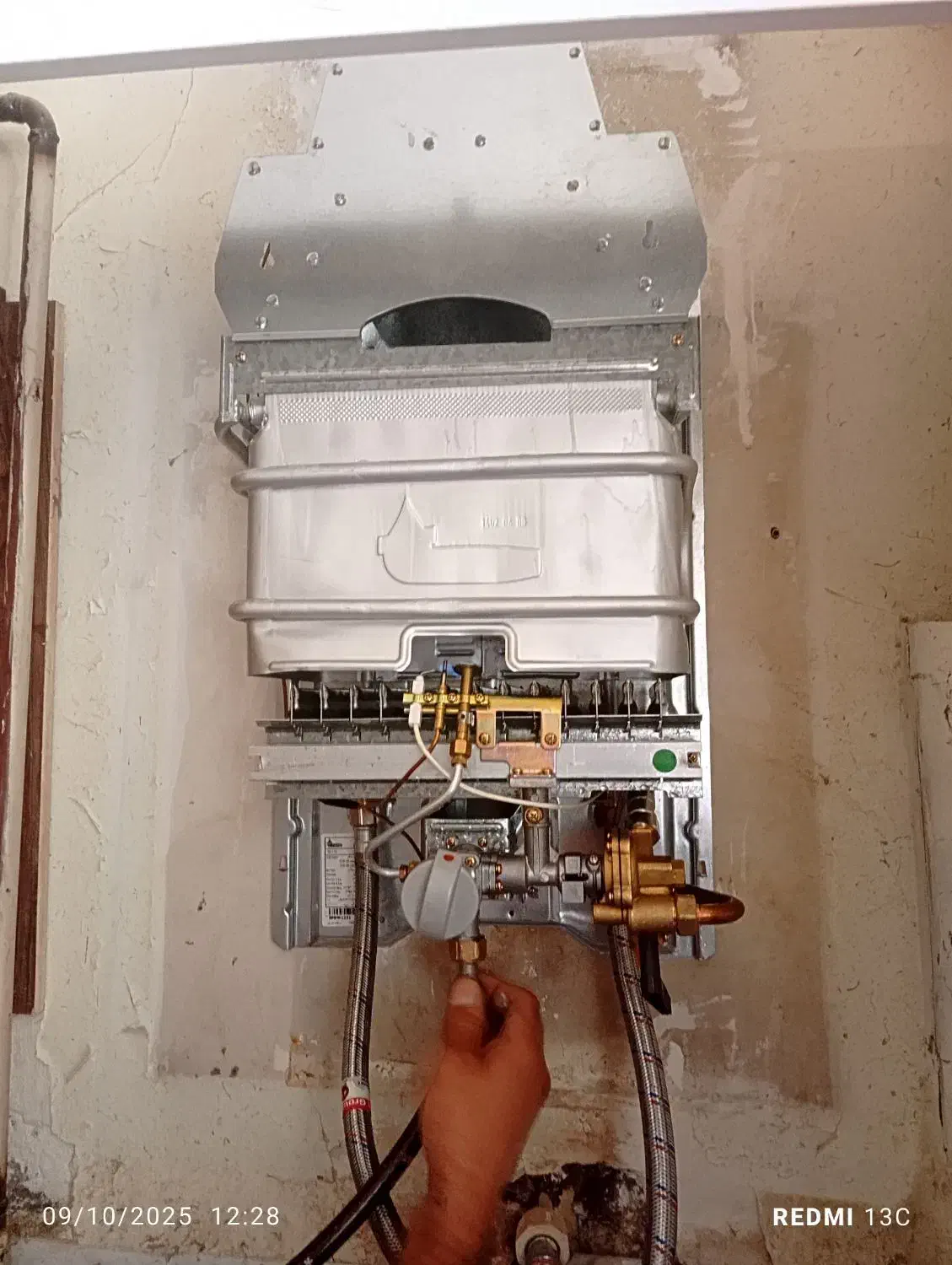 لوله کشی آب فاضلاب و نصب پمپ آب و شیرآلات|خدمات پیشه و مهارت|مشهد, الهیه|دیوار