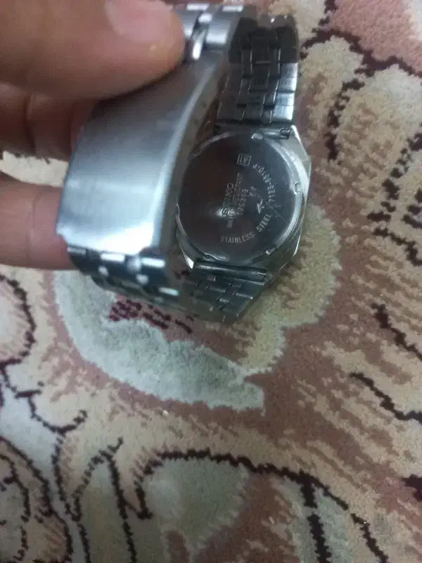 ساعت سکو|ساعت|قم, نوبهار|دیوار