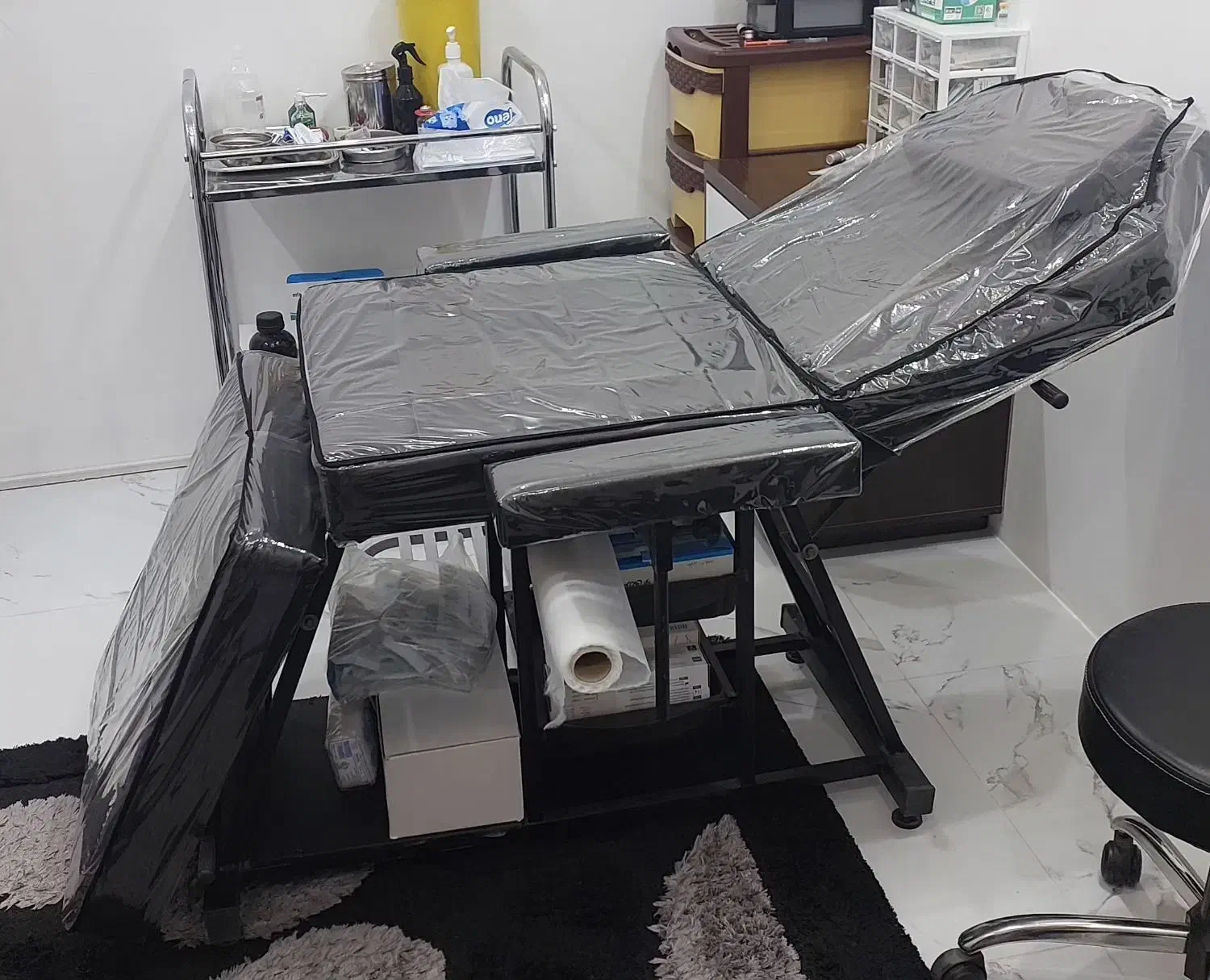 تخت آرایشگاهی یا چندمنظوره|آرایشگاه و سالن‌های زیبایی|مشهد, شهید بهشتی|دیوار