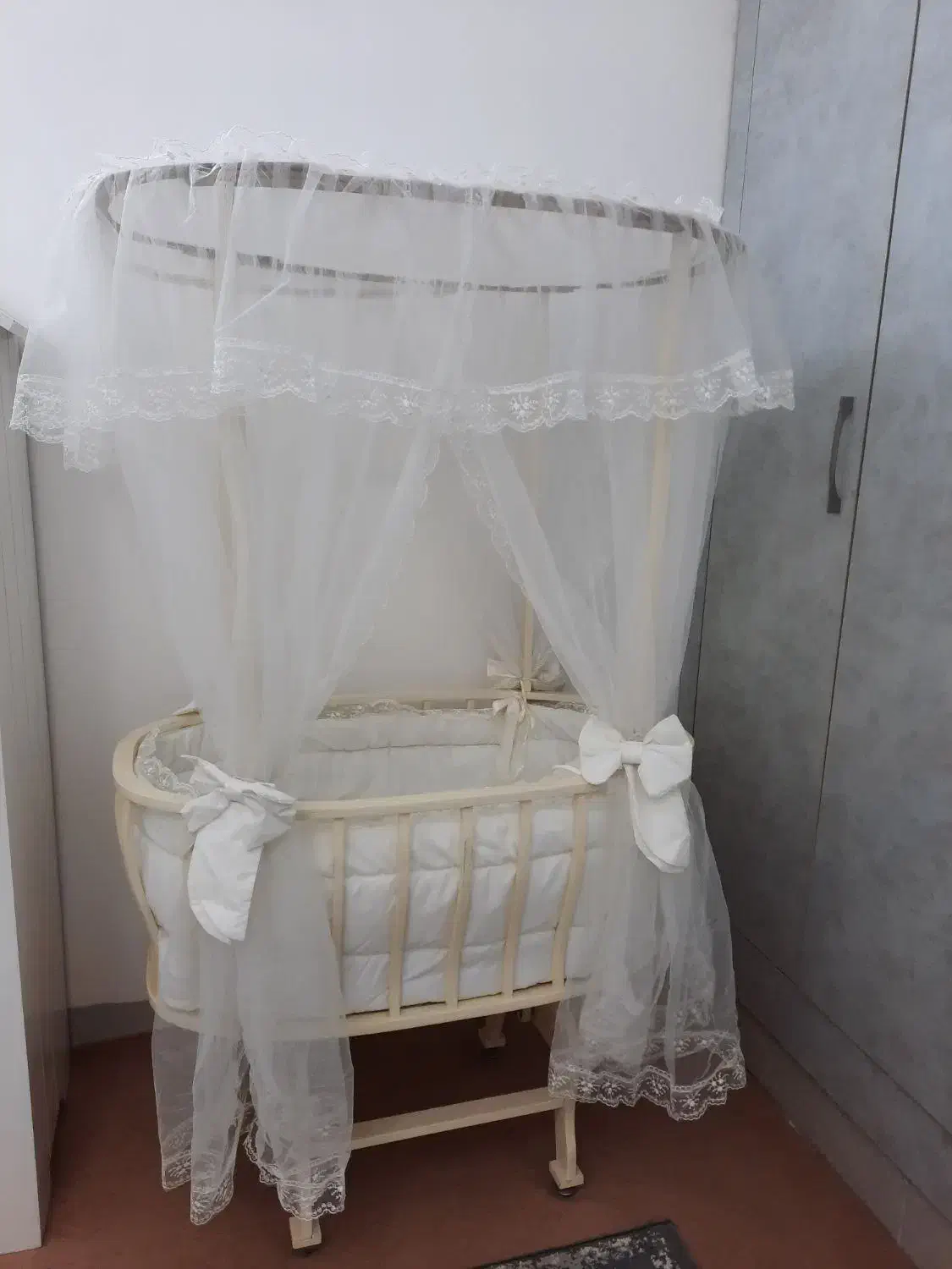 گهواره در حد نو مناسب سیسمونی|اسباب و اثاث بچه|یزد, |دیوار