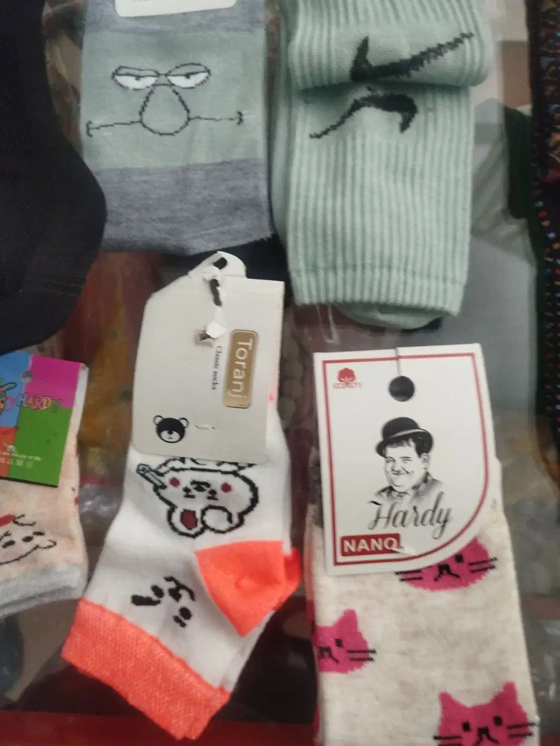 جوراب|لباس|کرمان, |دیوار