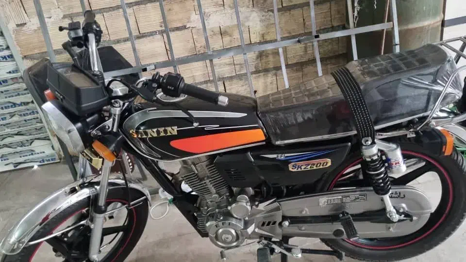 سنین200|موتورسیکلت|انگوران, |دیوار