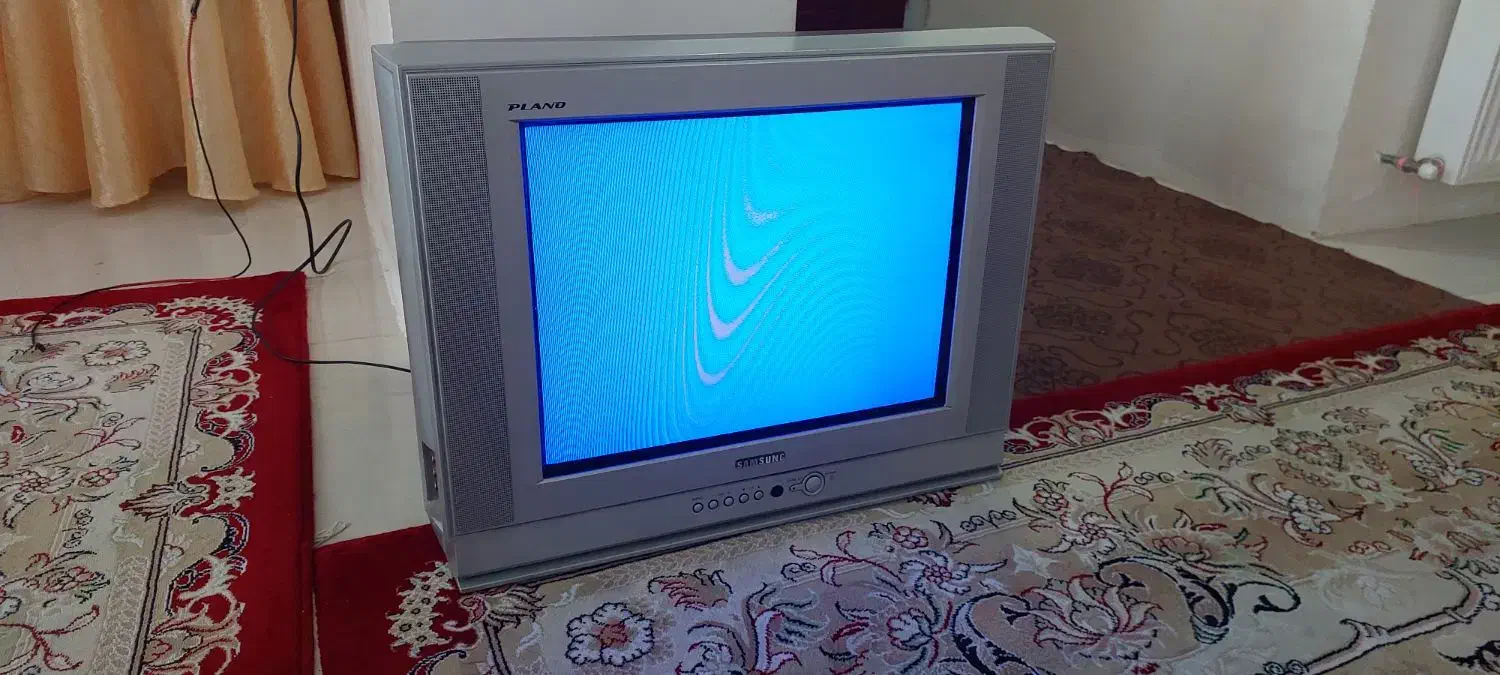 تلویزیون ۲۱ اینچ سامسونگ اصل سالم همراه کنترل|تلویزیون و پروژکتور|ماهدشت, |دیوار