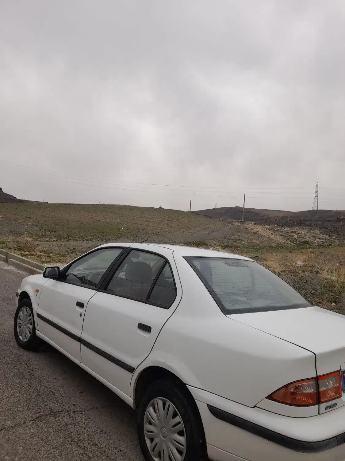 سمند|خودرو سواری و وانت|بروجرد, |دیوار