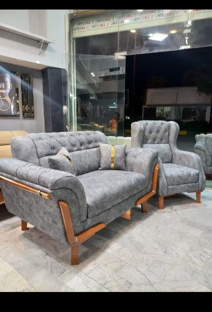 مبل راحتی با دوام لوکاس ارسال رایگان|مبلمان خانگی و میز عسلی|اشتهارد, |دیوار