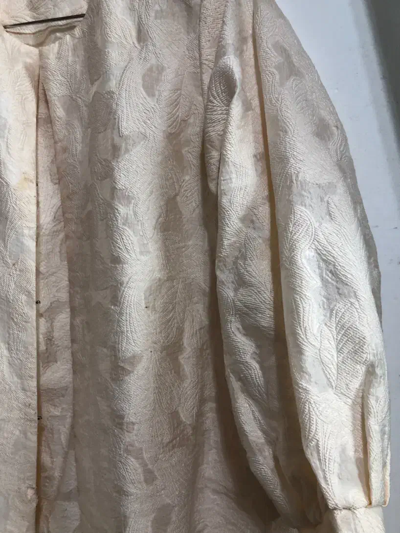 مانتو|لباس|رودسر, |دیوار