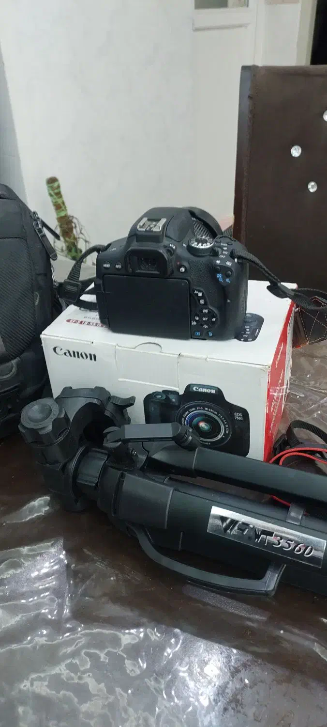 دوربین کنون 750D|دوربین عکاسی و فیلم‌برداری|شیراز, کوشک میدان|دیوار