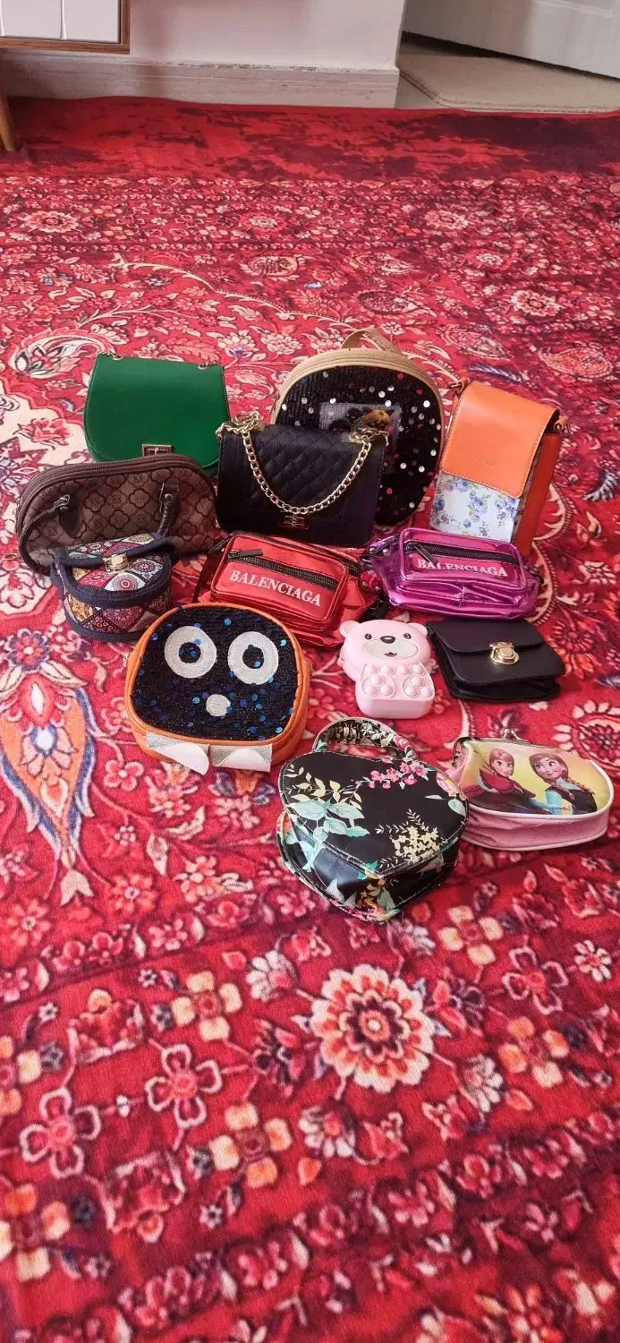 کیف|کیف، کفش، کمربند|یاسوج, |دیوار