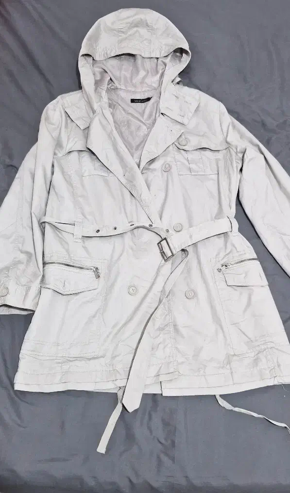 مانتو بارونی کلاه دار|لباس|تنکابن, |دیوار