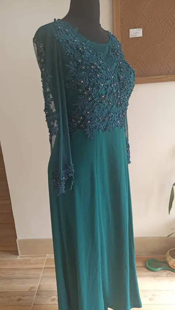 دو عدد پیراهن مجلسی|لباس|خرمآباد, |دیوار