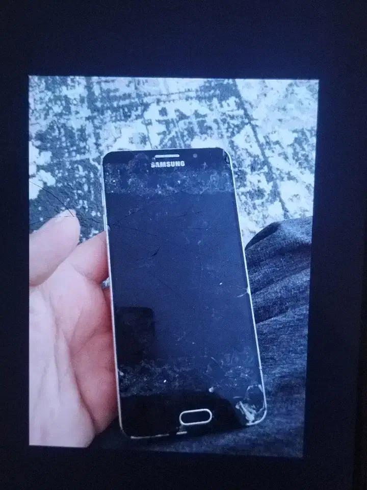 A7 2016 صفحه سوخته|موبایل|پاوه, |دیوار