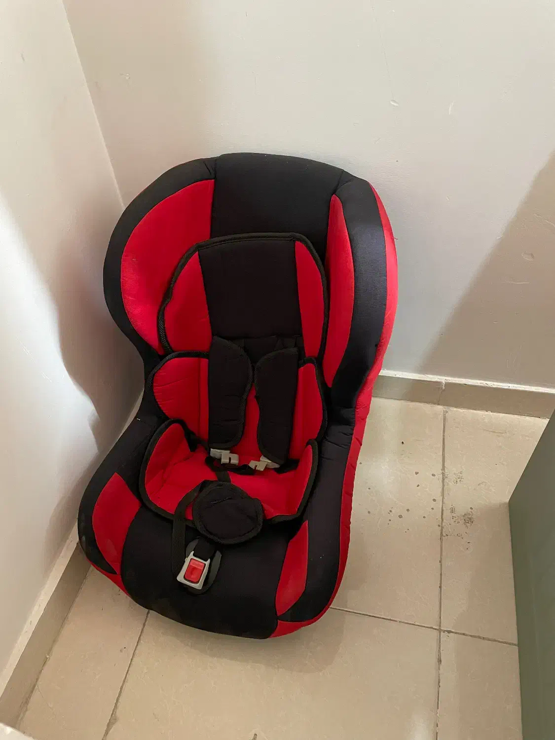 صندلی ماشین دلیجان|تخت و صندلی بچه|قدس, شهرک فرزان|دیوار