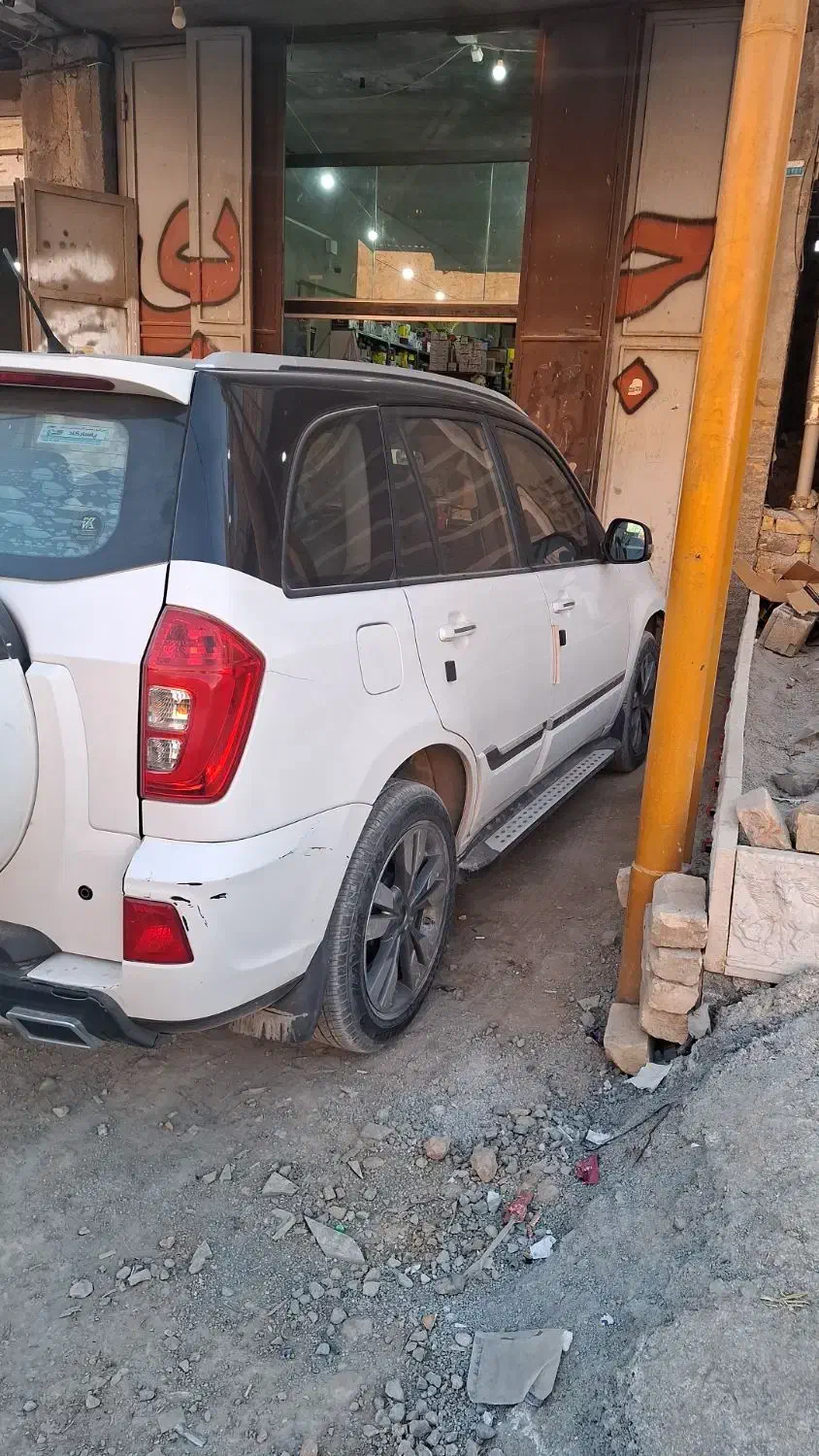 x33|خودرو سواری و وانت|مرودشت, رامجرد یک|دیوار