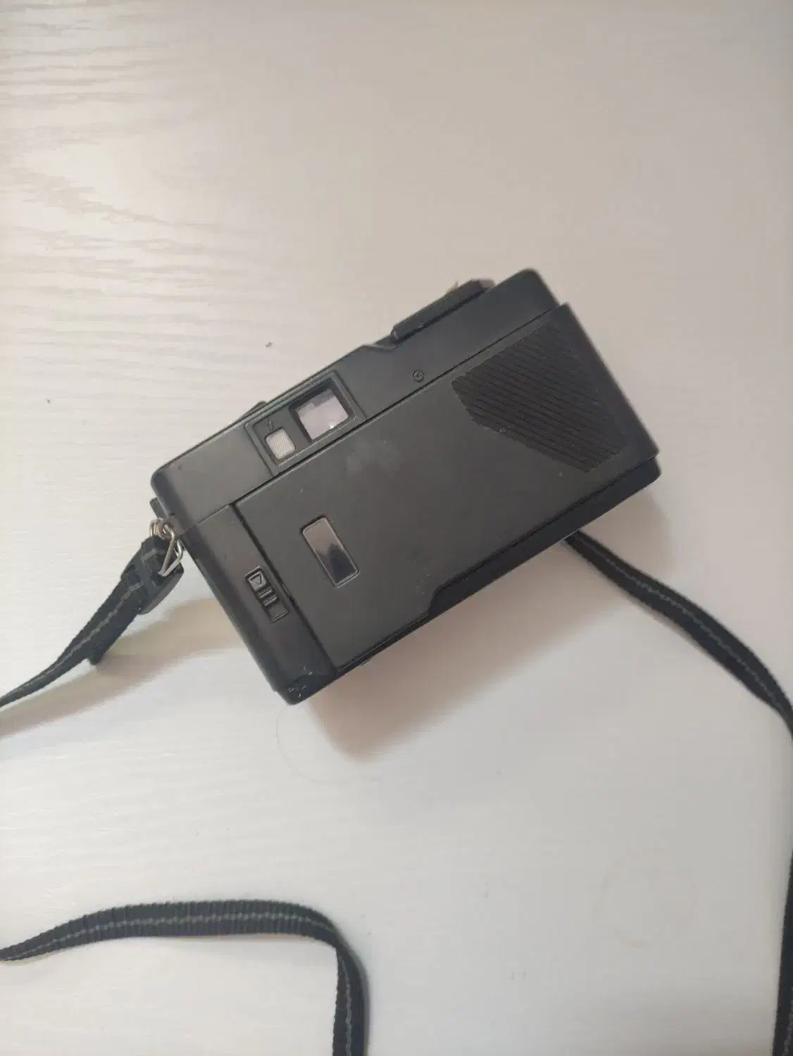 دوربین یاشیکا|دوربین عکاسی و فیلم‌برداری|بهبهان, |دیوار