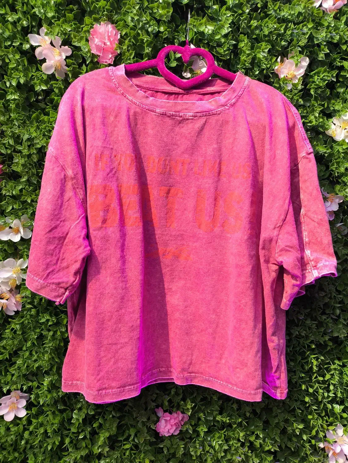 لباس باکسی|لباس|کاشان, رجایی|دیوار