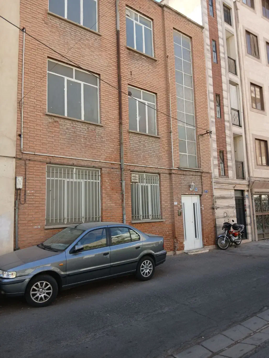 150 متر در سه طبقه جنوبی بادستور نقشه 5 طبقه|فروش خانه و ویلا|تهران, نظامآباد|دیوار