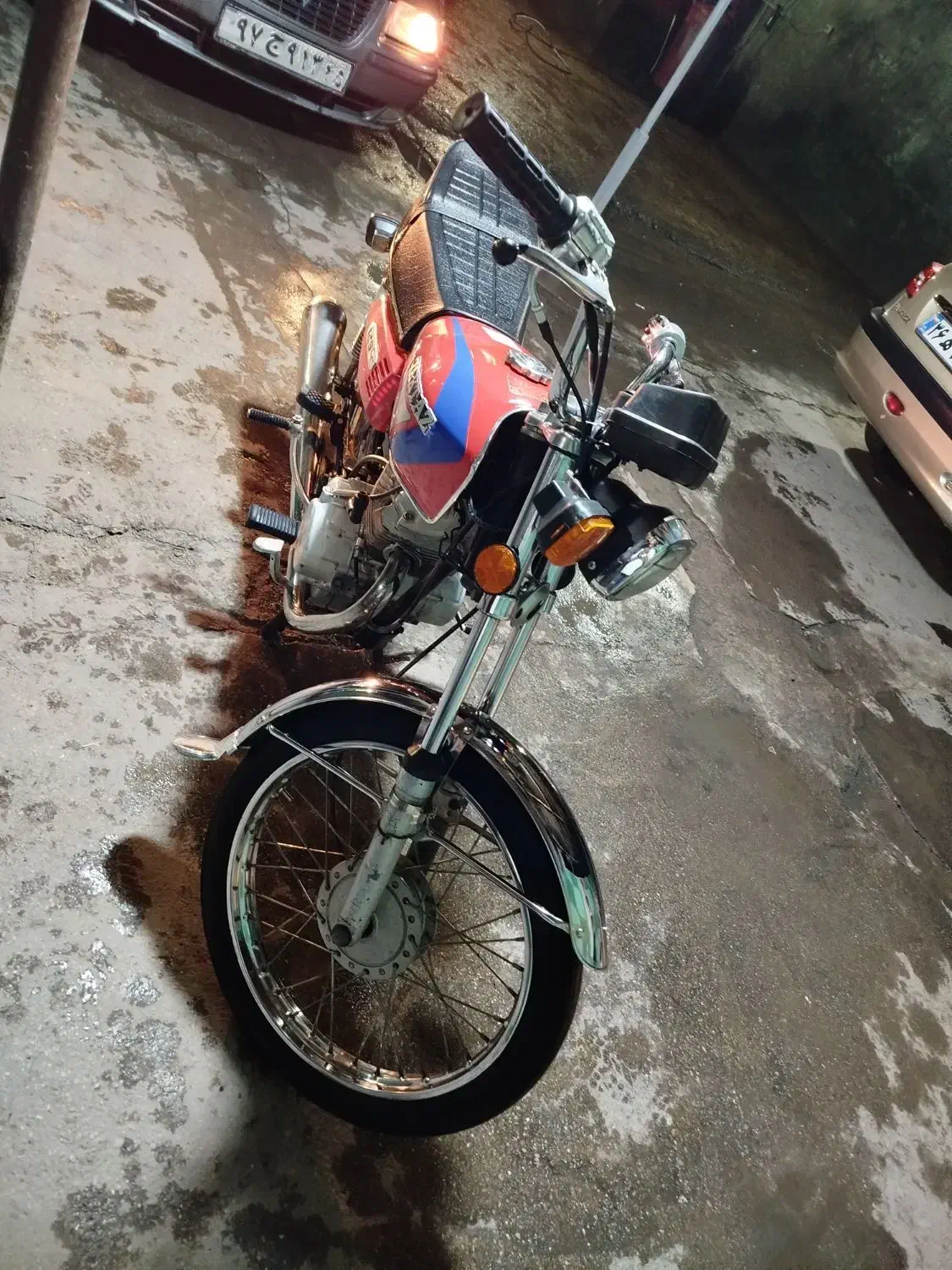 هوندامزایده ای|موتورسیکلت|کرمان, |دیوار