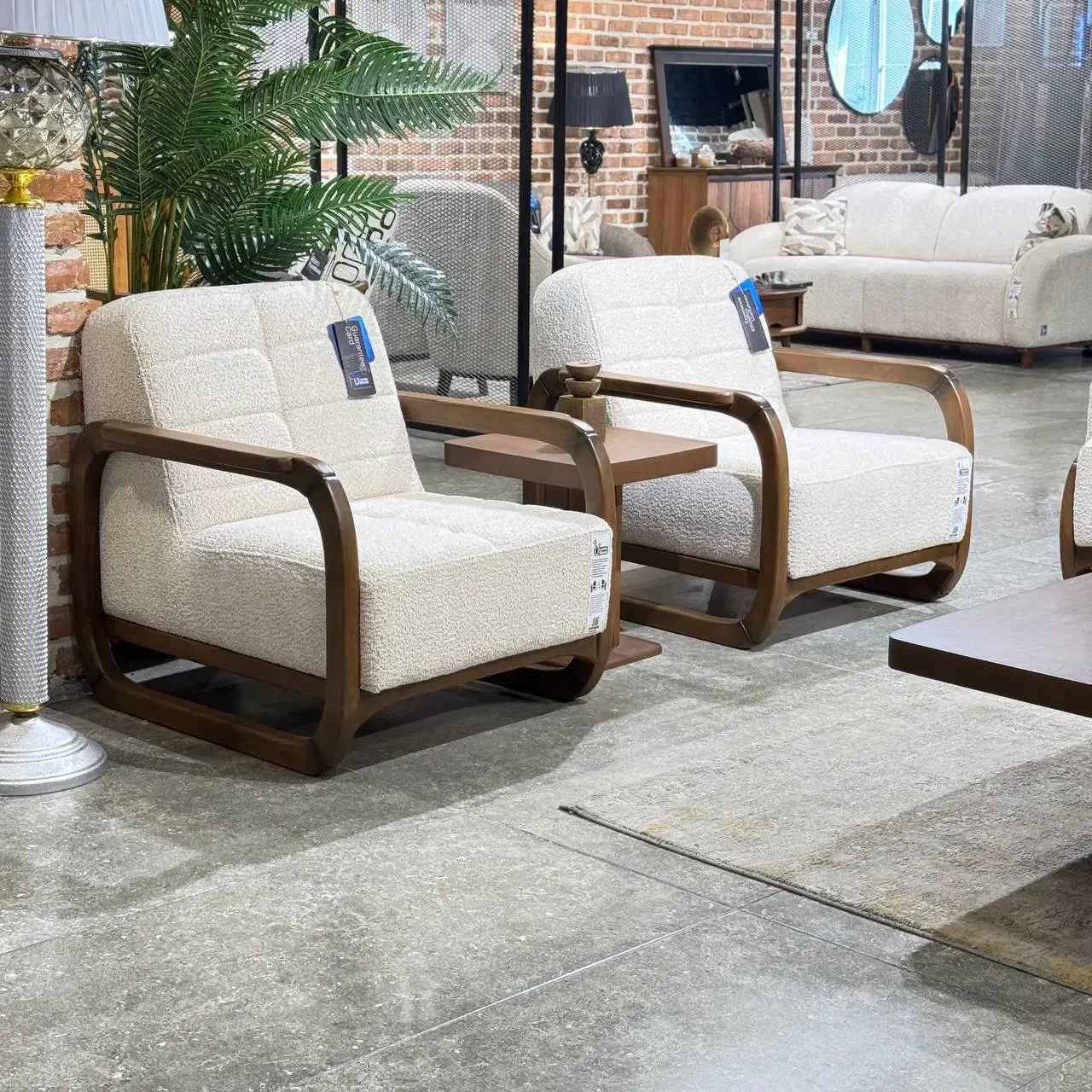 به تعدادی زیرکار چی پاسنگ در رنگکاری نیازمندیم|استخدام صنعتی، فنی، مهندسی|چهاردانگه (تهران), |دیوار