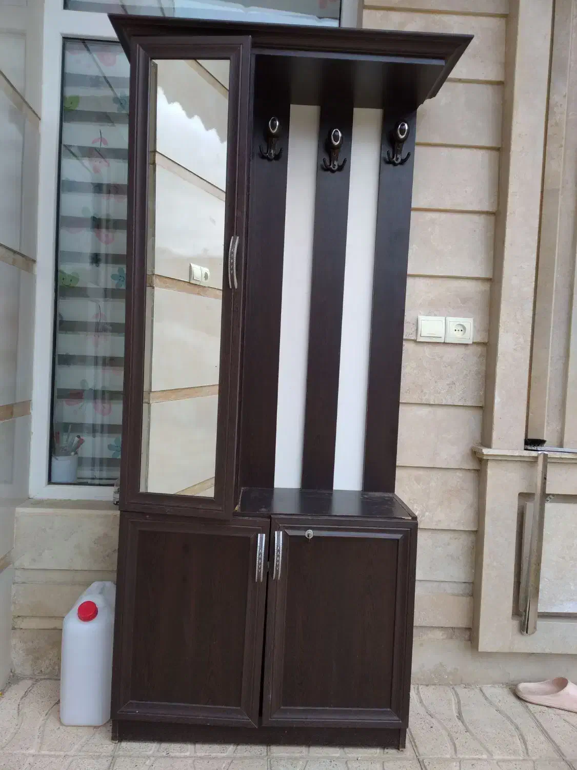 جاکفشی و دراور|جاکفشی، کمد، دراور|مهربان, |دیوار