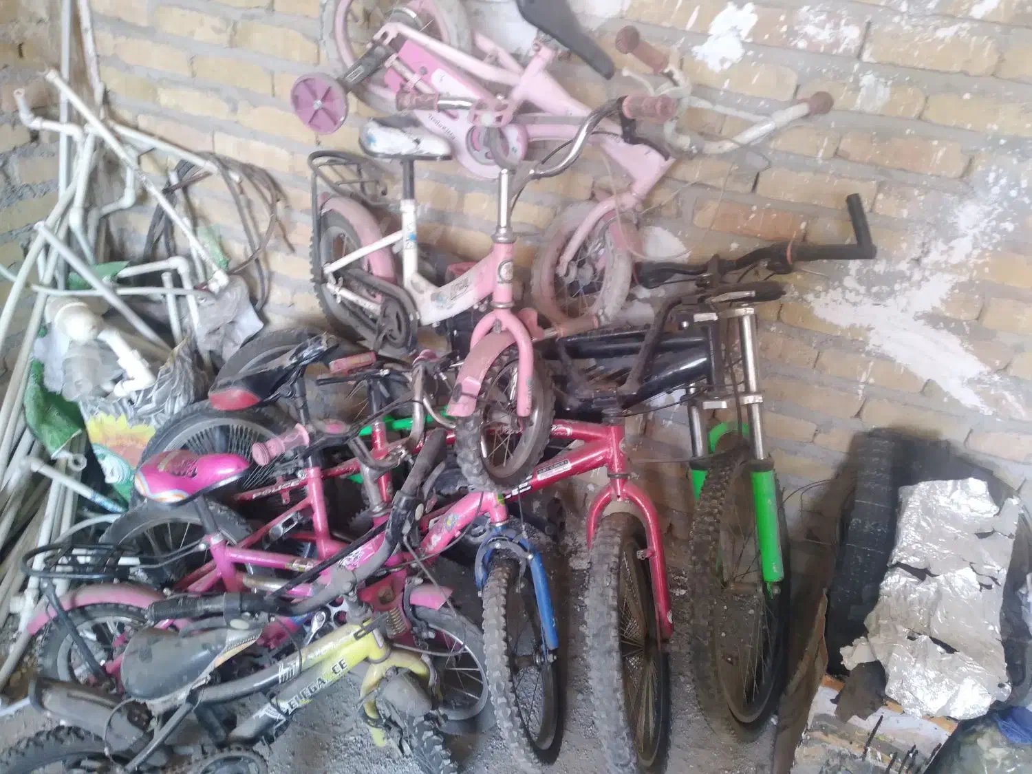 ۷عدد دوچرخه بزرک کوچیک ۳عدد پلاستکی|دوچرخه، اسکیت، اسکوتر|رباط‌کریم, الارد|دیوار