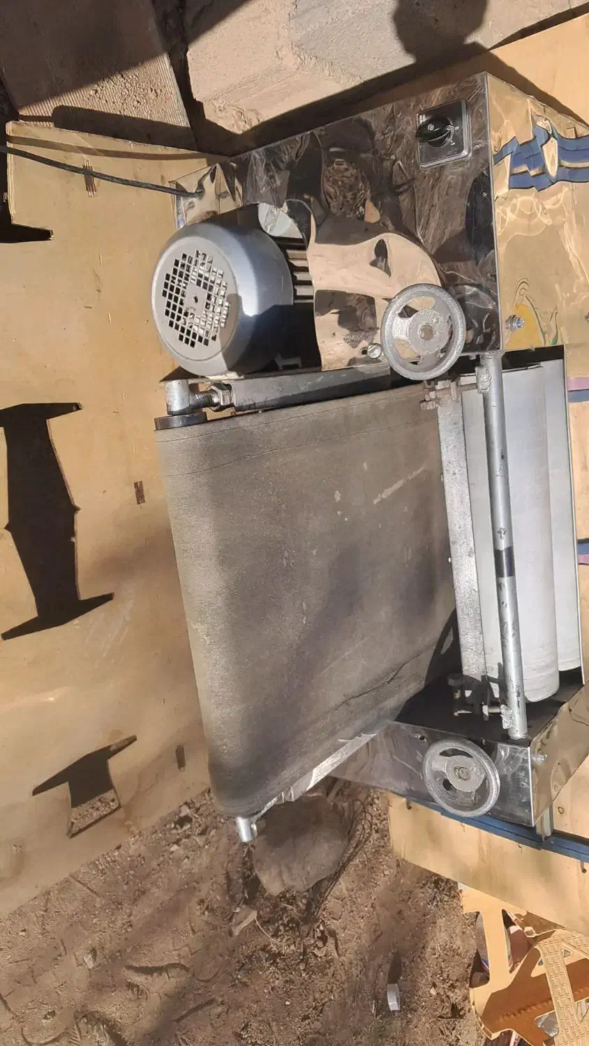 فروش خمیر پهن کن|ماشین‌آلات صنعتی|زرندیه, |دیوار