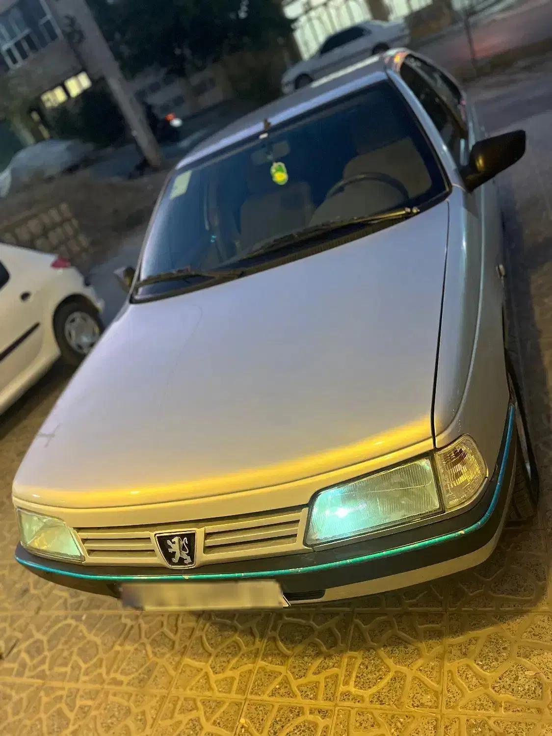 پژو ۴۰۵ GLX مدل ۹۷|خودرو سواری و وانت|شهرکرد, |دیوار