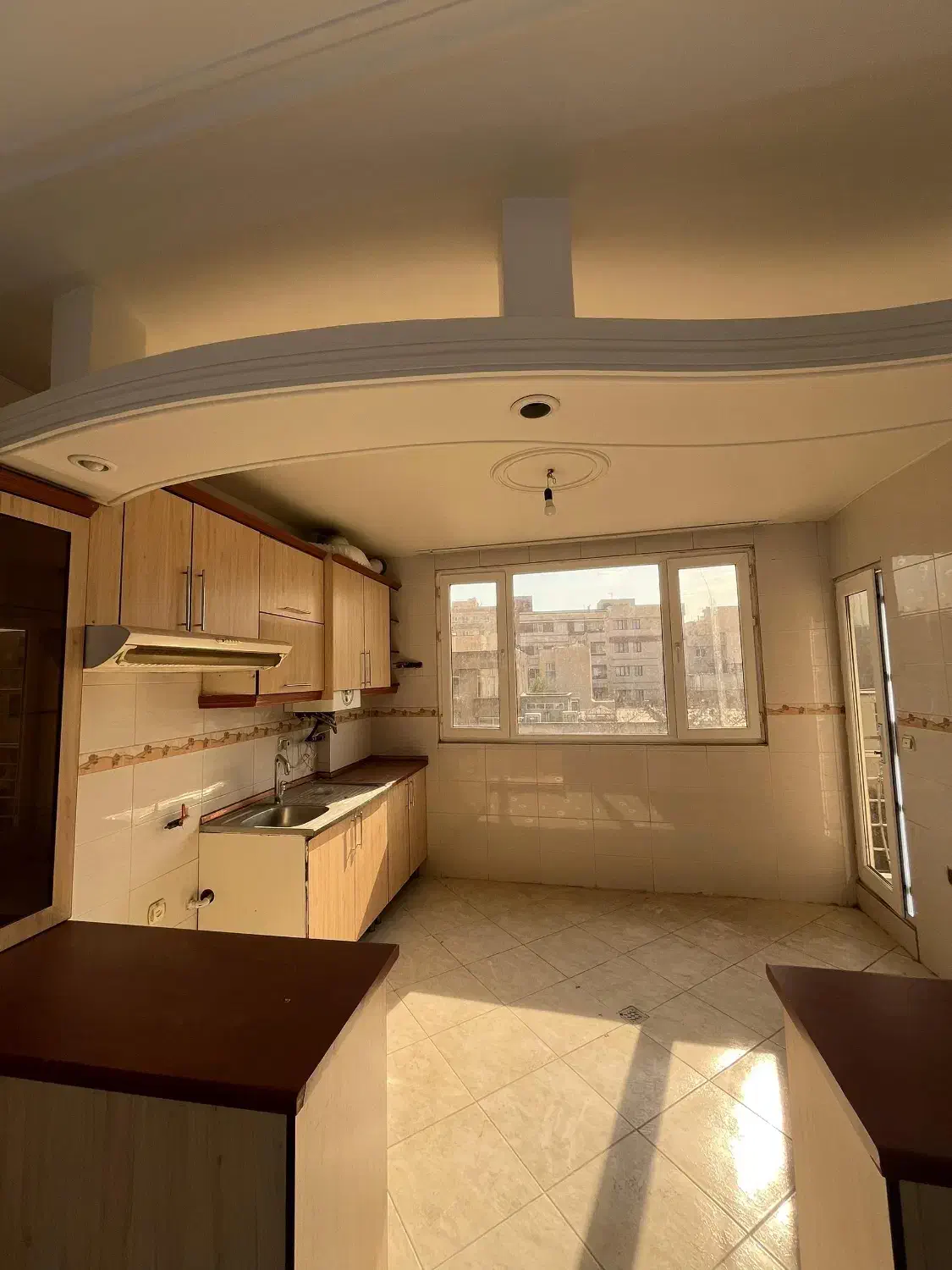 آپارتمان 60متر تک خواب فول امکانات دکتر هوشیار