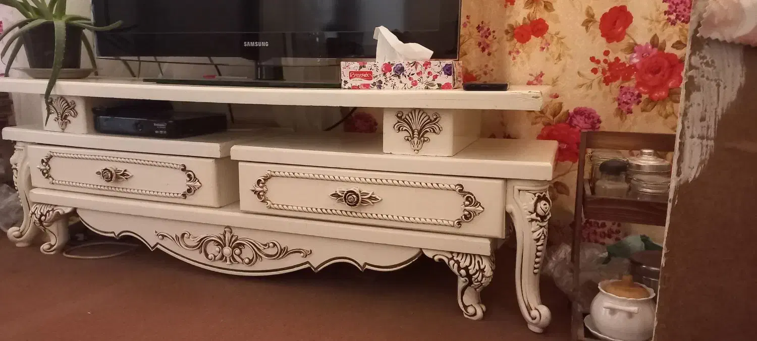 میز تلویزیون|میز تلویزیون|کرج, کلاک بالا|دیوار