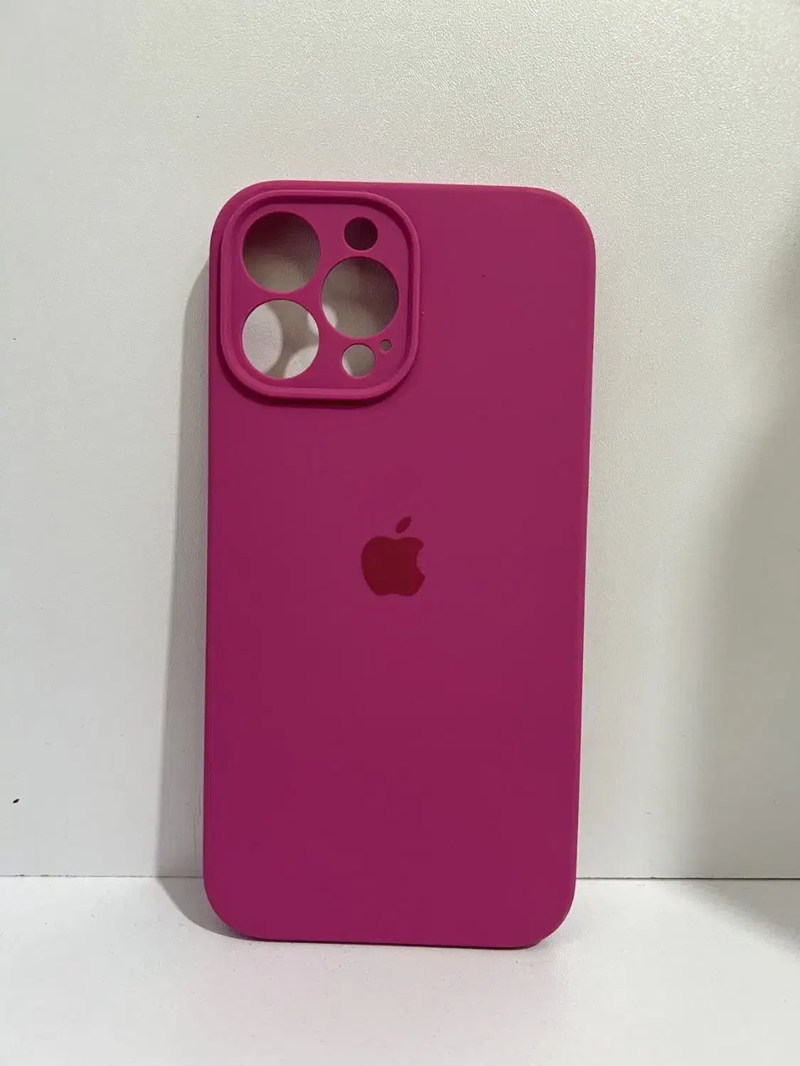 قاب آیفون|لوازم جانبی موبایل و تبلت|قم, نخودی|دیوار