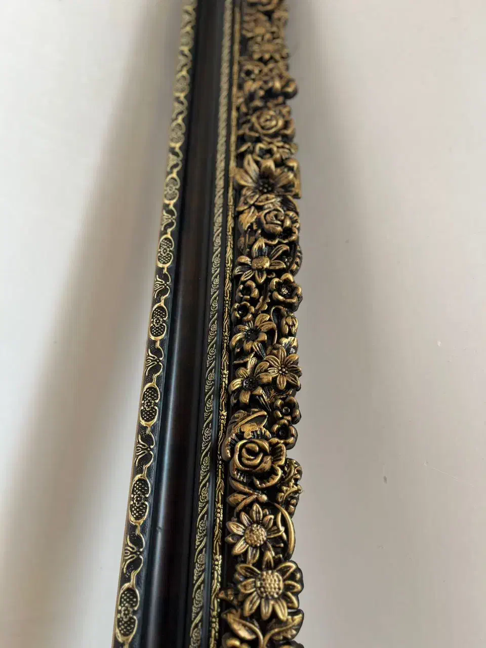 کتیبه چوب|پرده، رانر، رومیزی|هشتگرد, فاز ۱ مهستان|دیوار