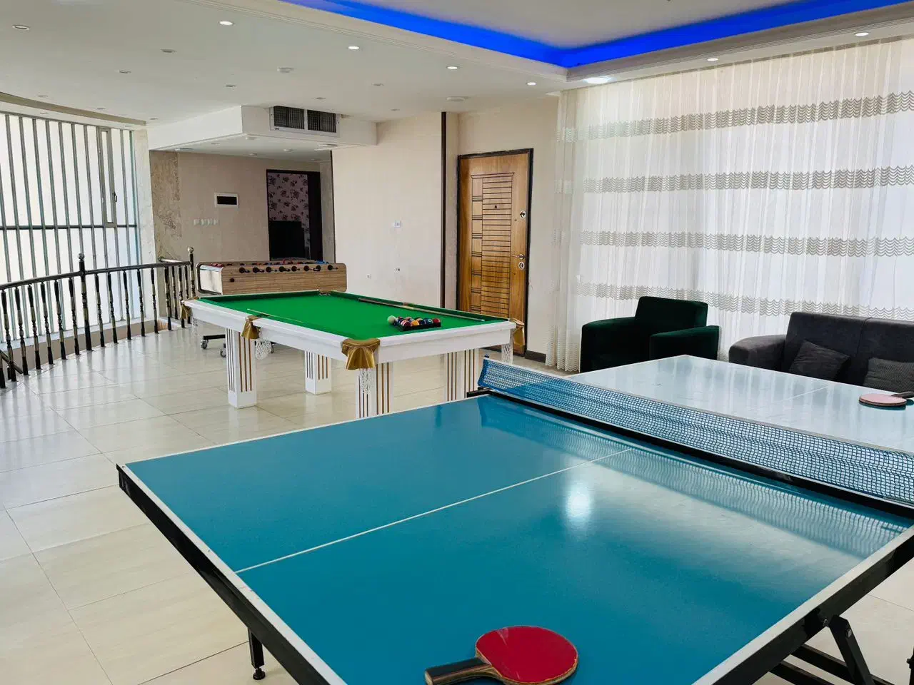 خانه باغ استخر دار ابگرم|اجارهٔ کوتاه‌مدت ویلا و باغ|شیراز, انجیره|دیوار