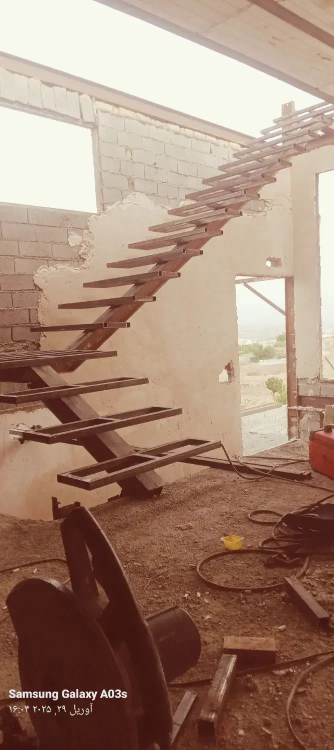 اهنگر وجوشکار سیار و|خدمات پیشه و مهارت|بومهن, |دیوار