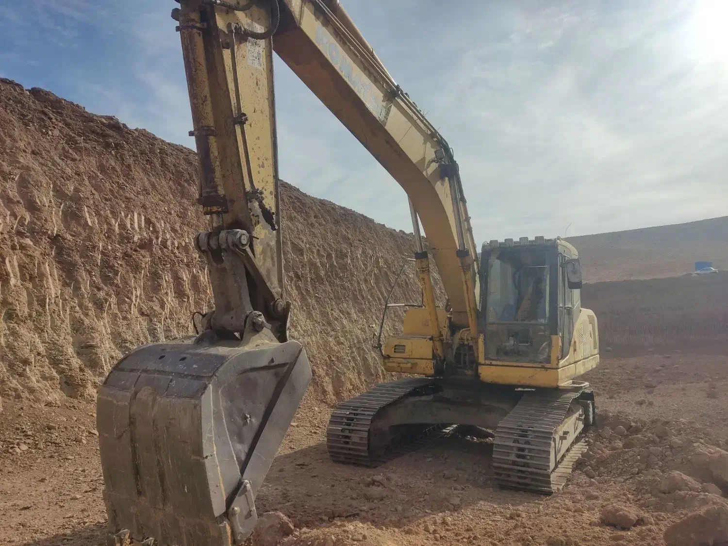 بیل زنجیری کوماتسو|خودرو سنگین|ملایر, |دیوار