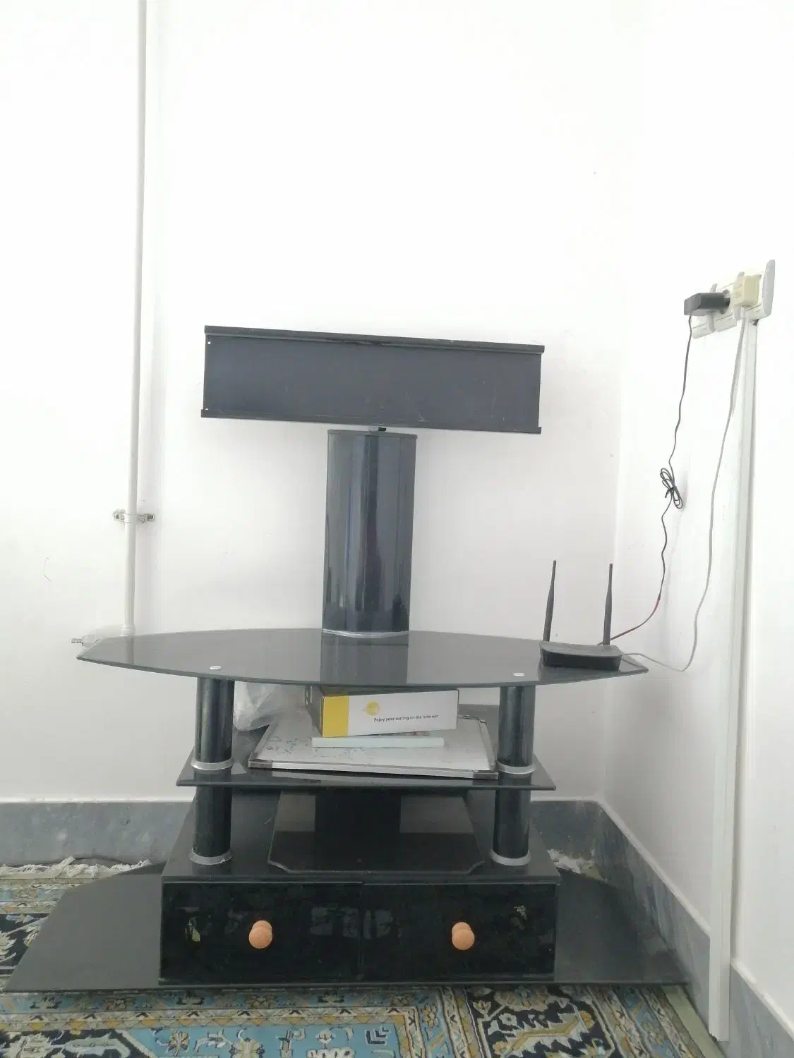 میزتلویزیون شیشه ای|میز تلویزیون|نورآباد ممسنی, |دیوار