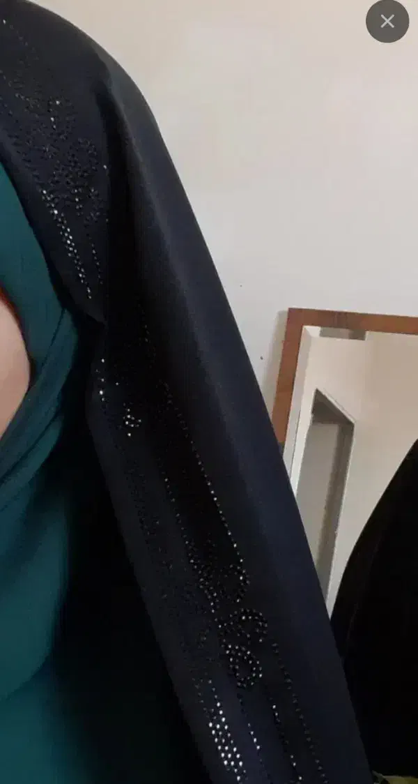 چادر مشکی|لباس|شیراز, شهرک کوشکک|دیوار