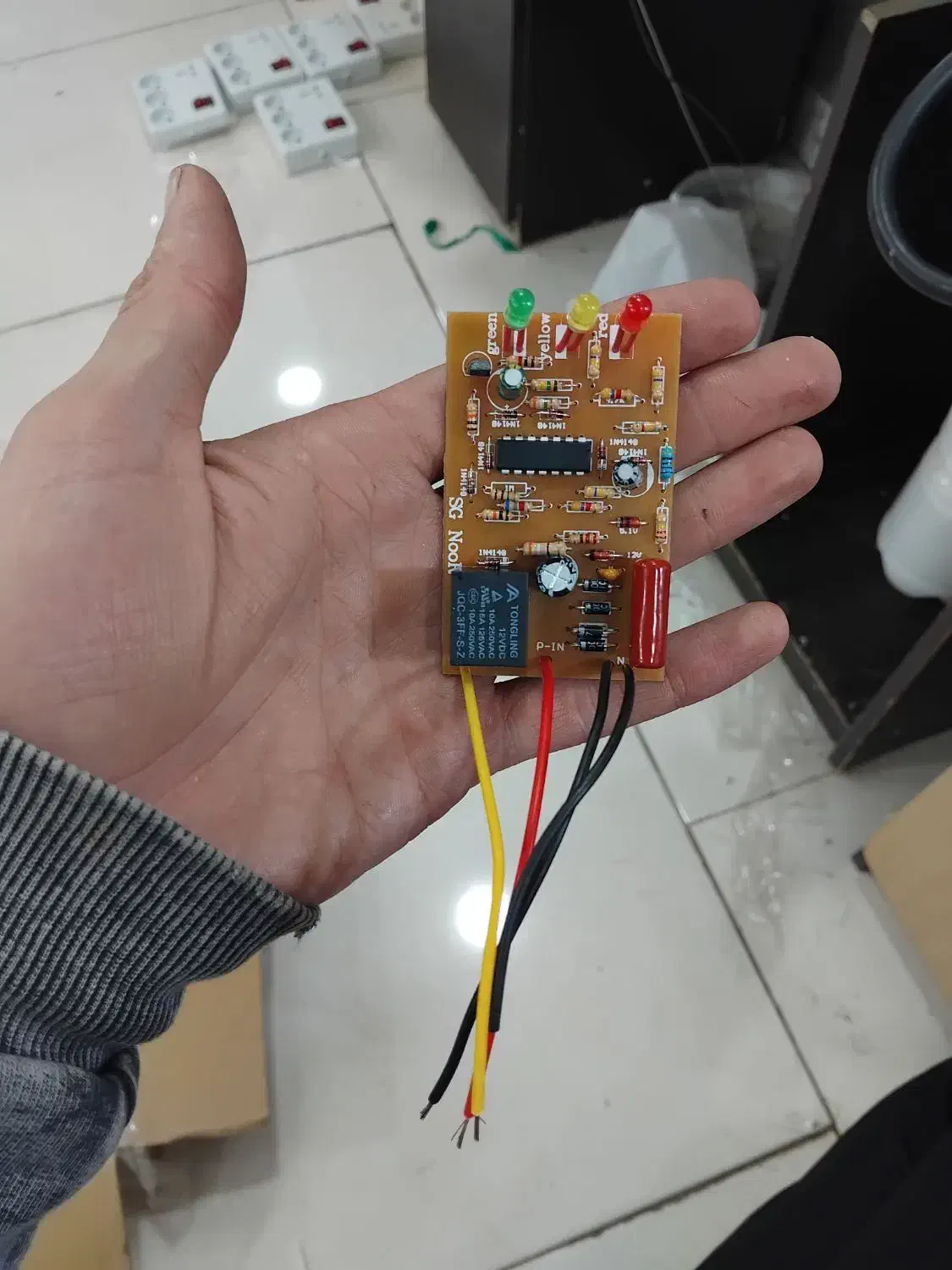 برد محافظ صوتی تصویری و یخچال|خدمات پیشه و مهارت|تبریز, |دیوار