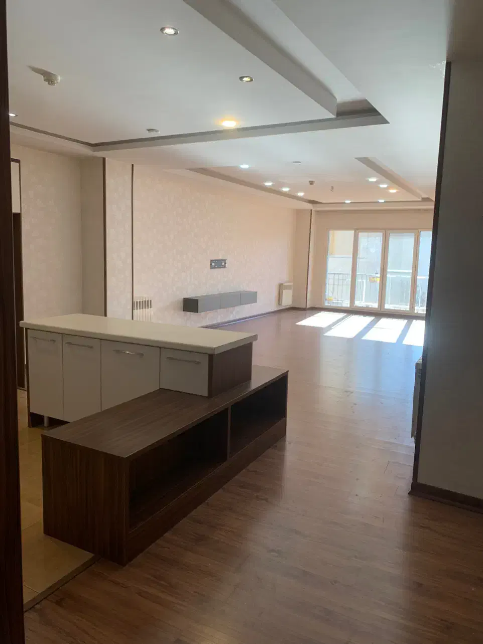 اپارتمان ۱۲۲ متری بلوار ارم بوستان|فروش آپارتمان|کرج, فاز ۳ مهرشهر|دیوار