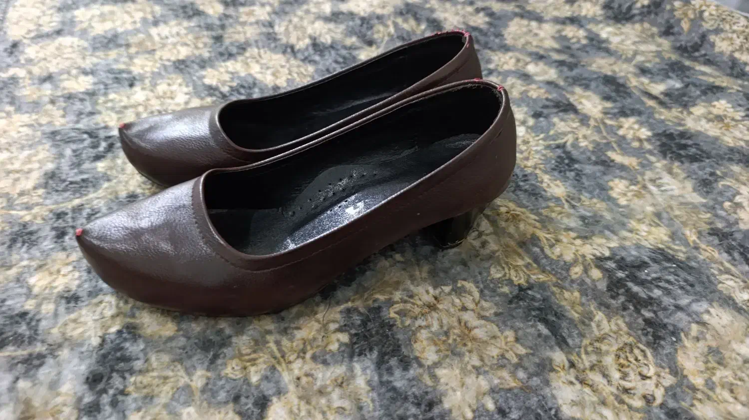 کفش مجلسی زنانه|کیف، کفش، کمربند|صحنه, |دیوار