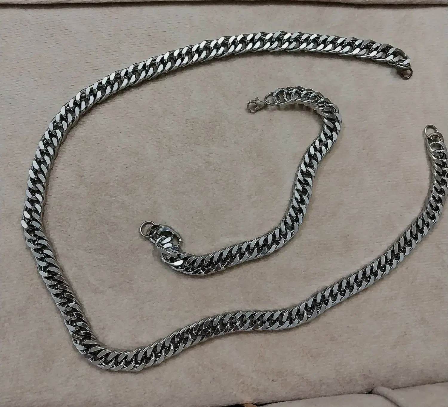 گردنبندودستبند|بدلیجات|ساوه, |دیوار