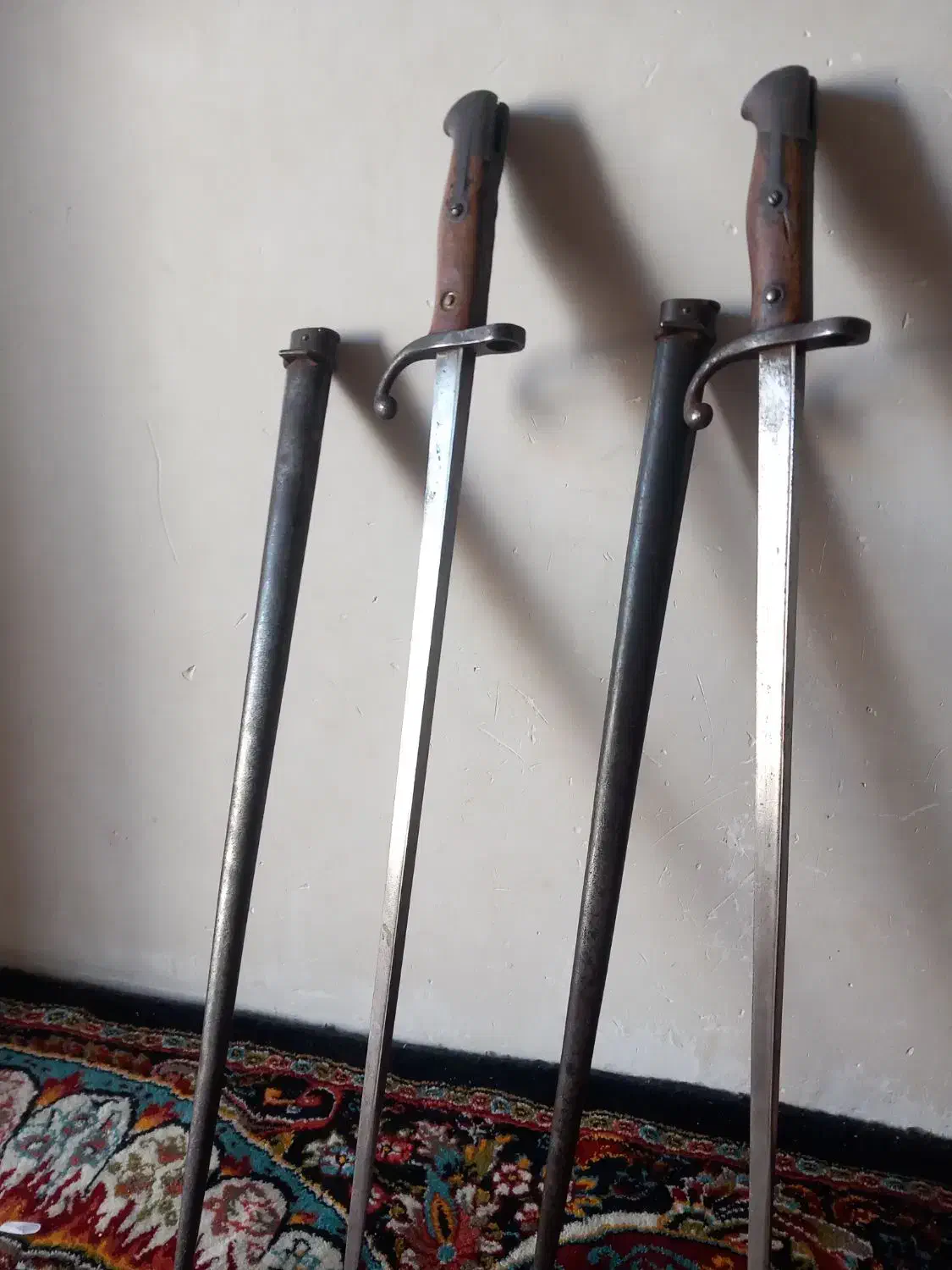 دکور|کلکسیون اشیاء عتیقه|شریفآباد, |دیوار