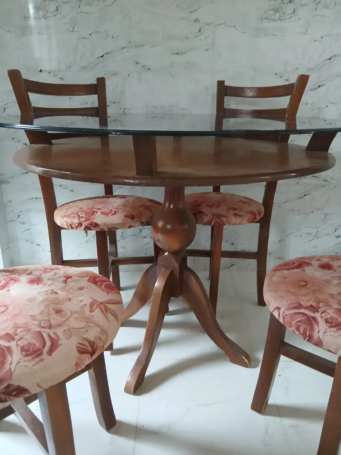 غذاخوری ۴نفره چوپ ام دی اف|میز و صندلی غذاخوری|بیجار, |دیوار