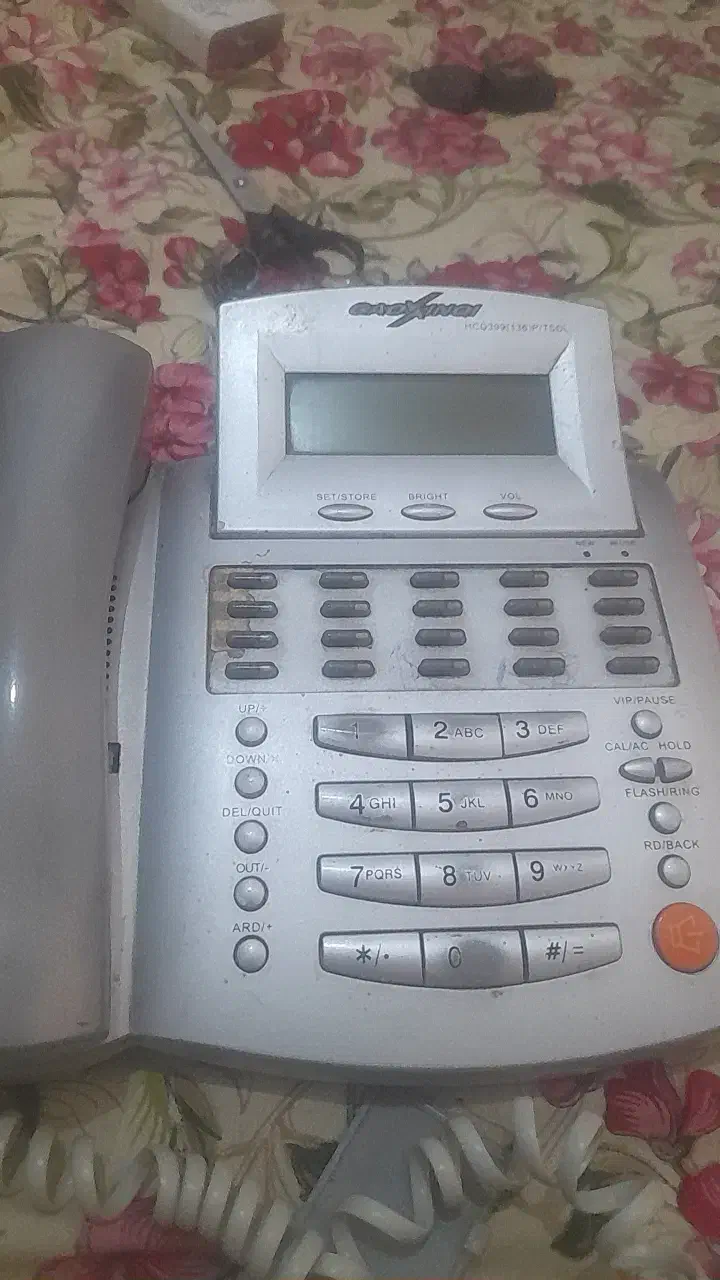 2 عدد   تلفن سیمی میزی دو لاین|تلفن رومیزی|قدس, شهرقدس|دیوار