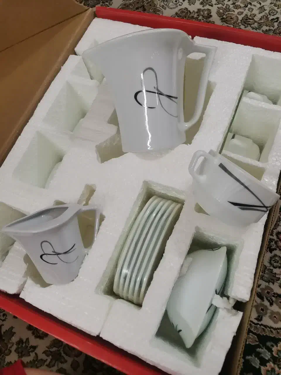 سرویس صبحانه خوری|ظروف سرو و پذیرایی|اندیشه, شهرک کوثر|دیوار