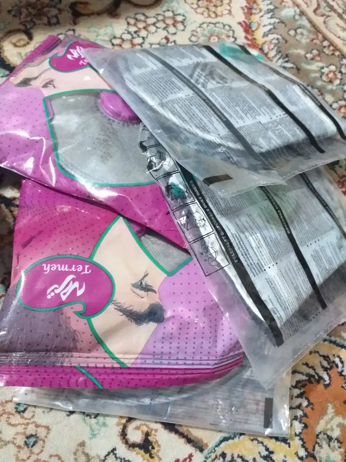 دستکش کار و ماسک دو دست لباس کار وکفش ایمنی مناسب|لباس|ری, جوانمرد قصاب|دیوار