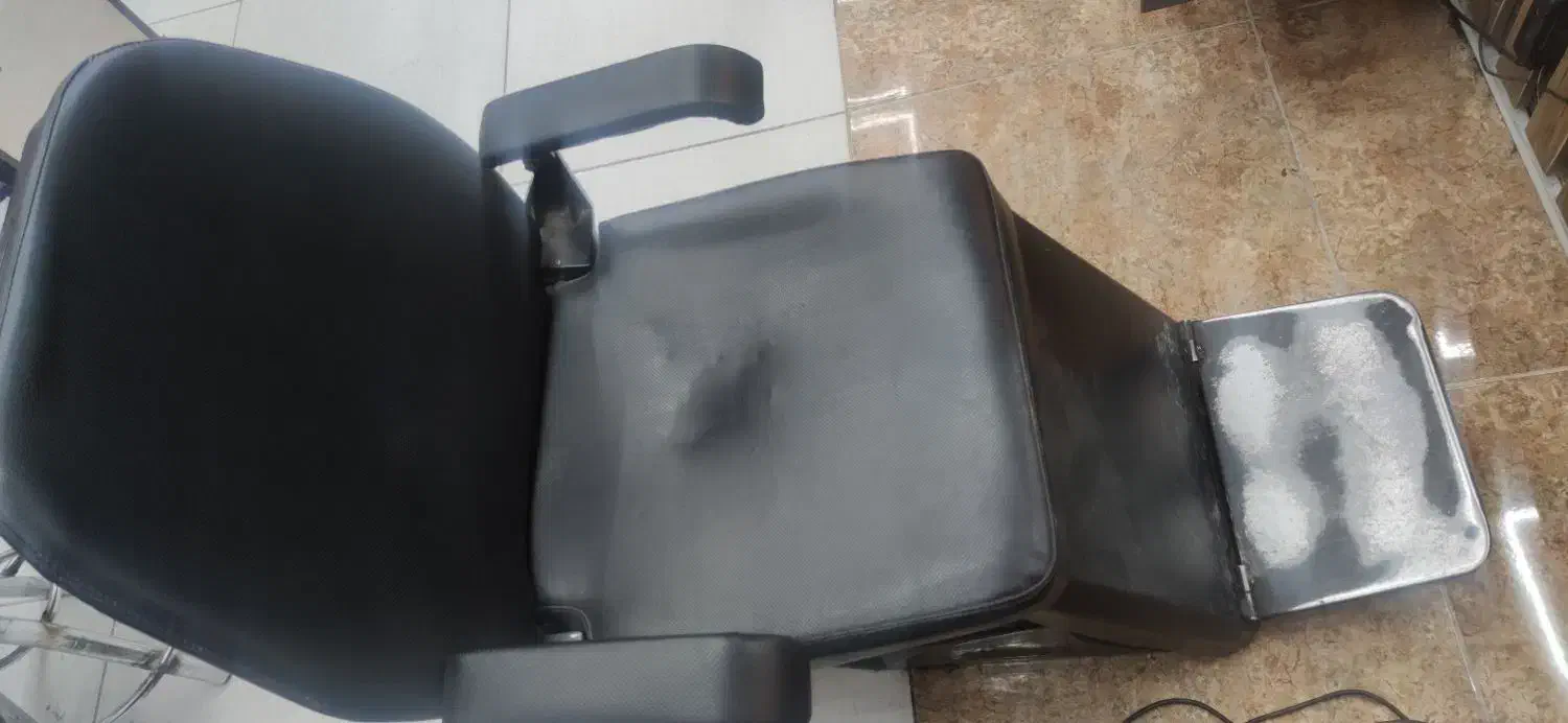 صندلی برقی آرایشگاه|آرایشگاه و سالن‌های زیبایی|همدان, |دیوار