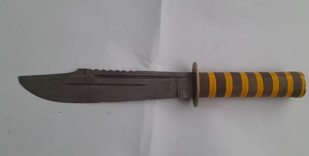 چاقو دست ساز|کلکسیون اشیاء عتیقه|کرمانشاه, |دیوار