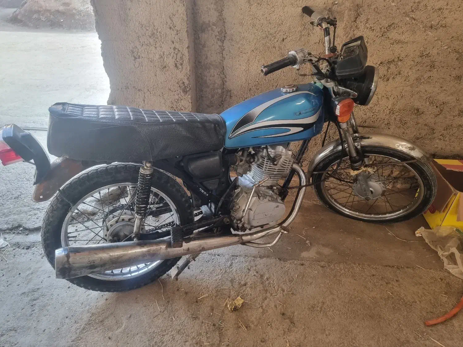 موتور روغنی ۱۲۵ سالم|موتورسیکلت|سیمین شهر, |دیوار